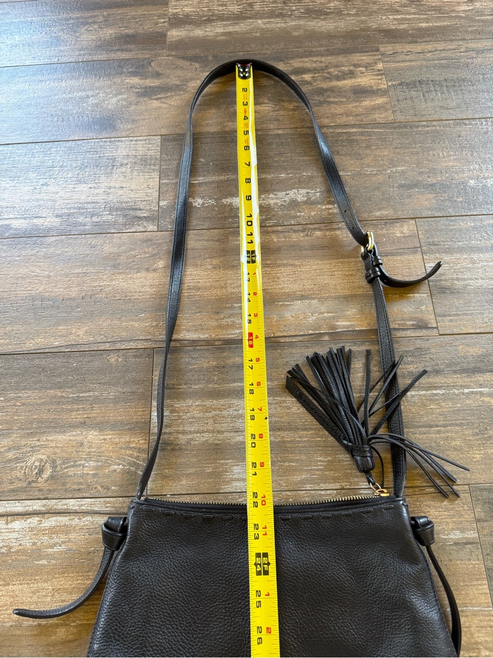 Cole Haan Black Leather Crossbody Shoulder bag w zipper and tassel - Picture 9 of 12